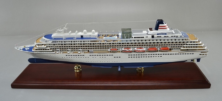 大型クルーズ客船 飛鳥Ⅱ 精密船舶模型 塗装済完成品、木製ハンドメイド船舶模型 ウッドマンクラブ