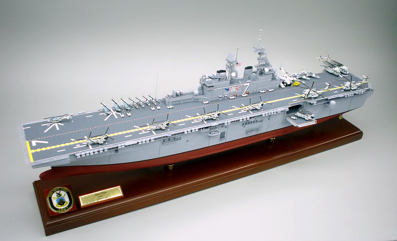 1/350イオー・ジマ(USS Iwo Jima, LHD-7)精密模型完成品塗装済、アメリカ海軍の強襲揚陸艦 ワスプ級強襲揚陸艦の7番艦,木製ハンドメイド、ウッドマンクラブ
