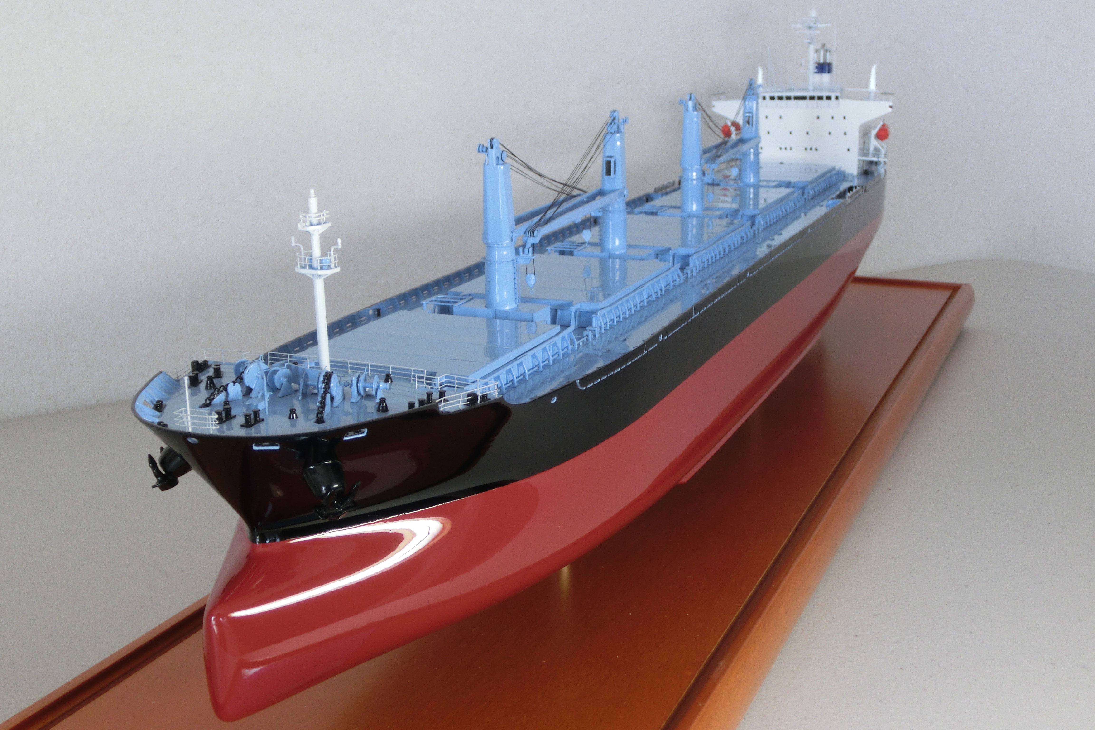 1/300「マンダリン サン」ばら積貨物船ファイバーグラス製超精密艦船模型　展示用模型完成品 台座付き,ウッドマンクラブ