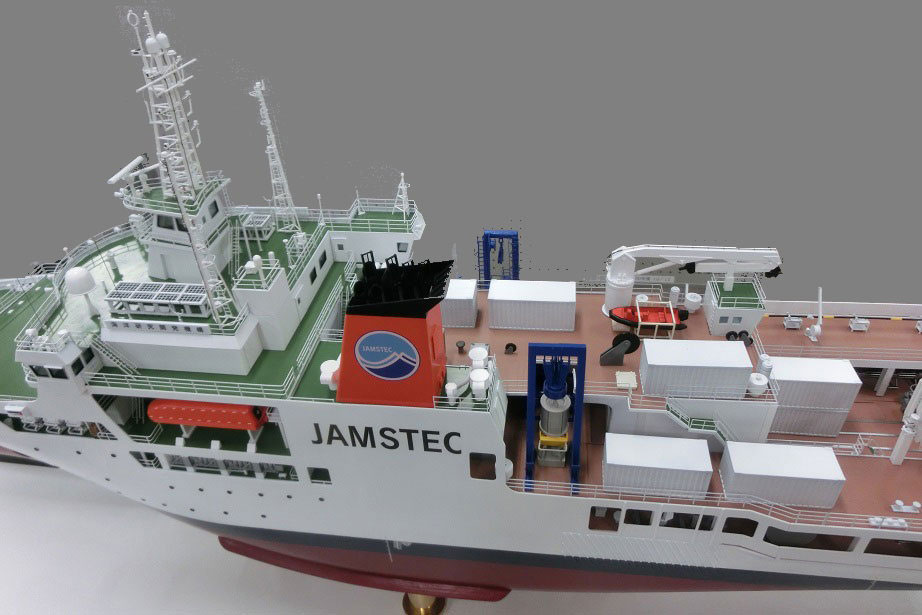 1/100 JAMSTEC 海洋研究開発機構 ジャムステック様 海底広域研究船「かいめい」模型 木+FRP製ハンドメイド精密船舶模型製作会社、ウッドマンクラブ