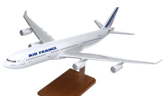 エアバスA340-200 エアフランス航空・AIRBUS-A340-200 エアフランス航空超精密模型完成品台座付