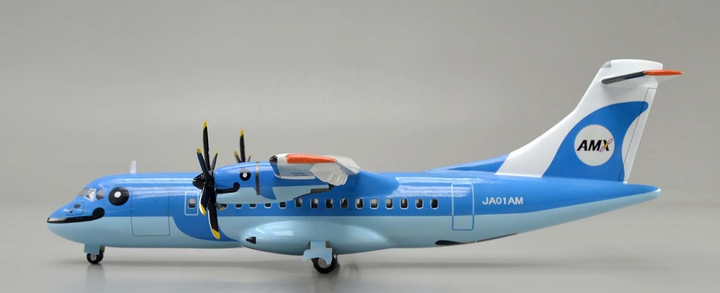 ATR42-600 天草エアライン 1/60 ターボプロッププロペラ旅客機精密模型完成品台座付 ウッドマンクラブ