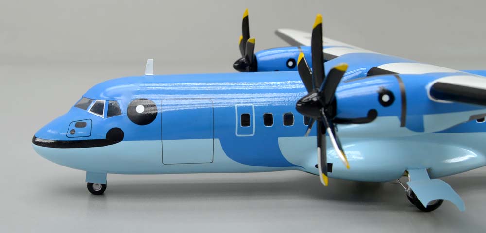 ATR42-600 天草エアライン 1/60 ターボプロッププロペラ旅客機精密模型完成品台座付 ウッドマンクラブ