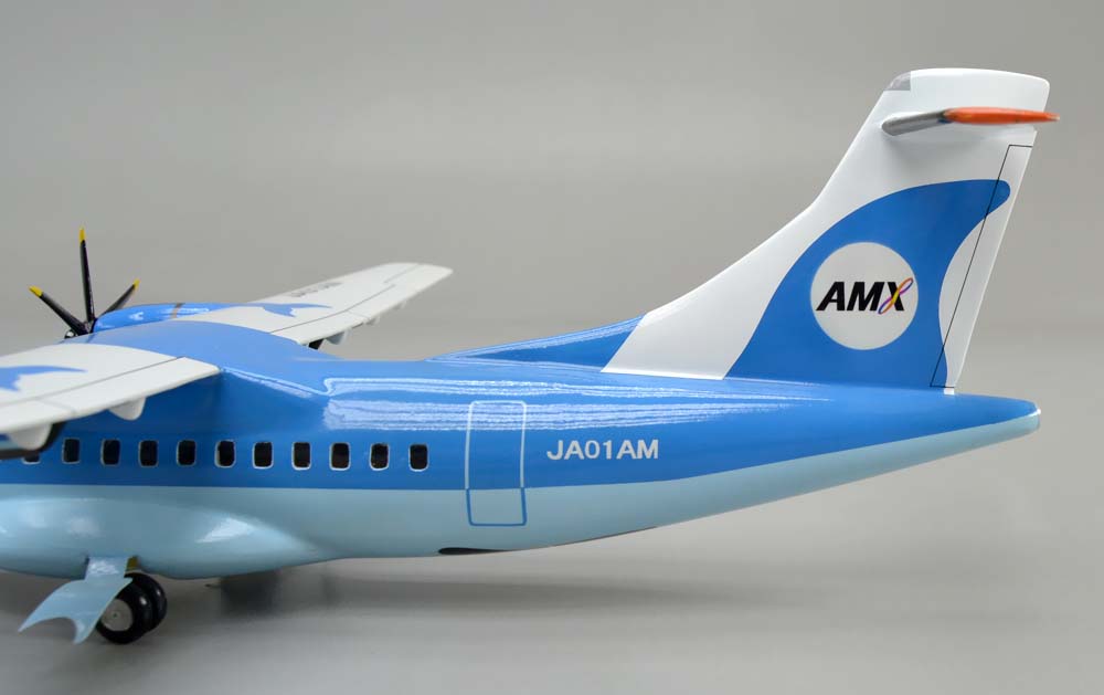 ATR42-600 天草エアライン 1/60 ターボプロッププロペラ旅客機精密模型完成品台座付 ウッドマンクラブ