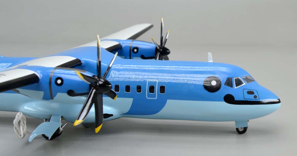 ATR42-600 天草エアライン 1/60 ターボプロッププロペラ旅客機精密模型完成品台座付 ウッドマンクラブ