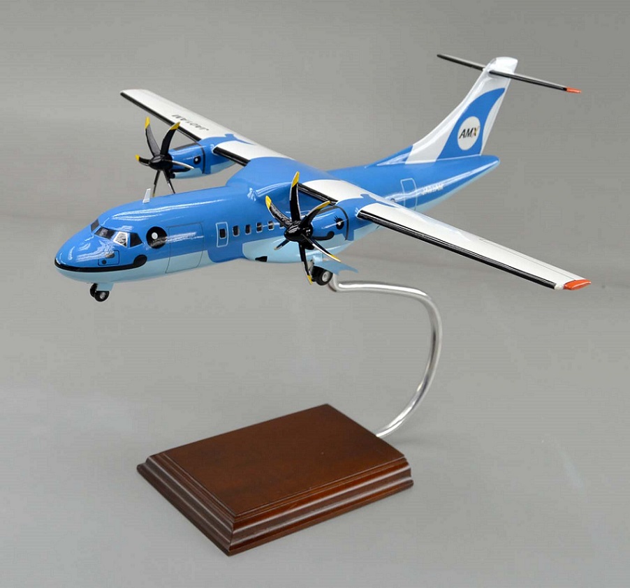 ATR42-600 天草エアライン 1/60 ターボプロッププロペラ旅客機精密模型完成品台座付 ウッドマンクラブ