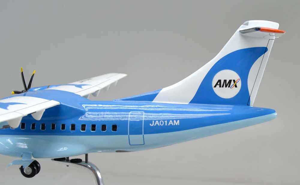 ATR42-600 天草エアライン 1/60 ターボプロッププロペラ旅客機精密模型完成品台座付 ウッドマンクラブ