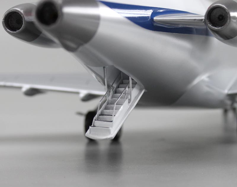 Boeing727-100 ボーイング727-100 カットモデル 1/50精密模型完成品,ギアダウン アクリル透明仕様 ハンドメイド木製ソリッドモデル、ウッドマンクラブ