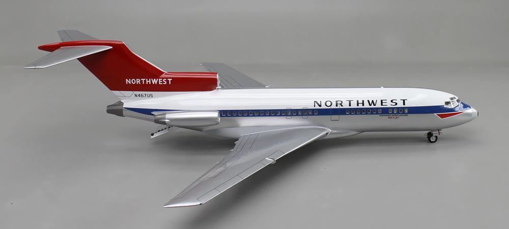 Boeing727-100 ボーイング727-100 カットモデル 1/50精密模型完成品,ギアダウン アクリル透明仕様 ハンドメイド木製ソリッドモデル、ウッドマンクラブ