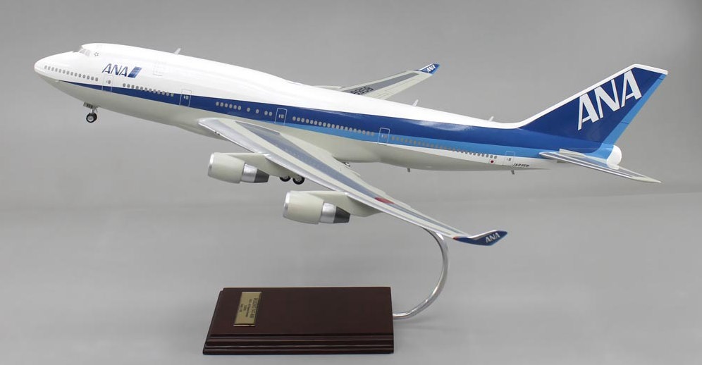 ボーイング747-400 全日空・BOEING-747-400ANA全日空ジャンボ機超精密模型完成品台座付、木製ハンドメイド航空機模型 ウッドマンクラブ