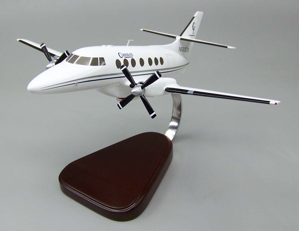 BAe JETSTREAM 31 ジェットストリーム31 小型プロペラ旅客機 精密模型完成品,ギアアップ　操縦席・客席窓=ペイント仕様 ハンドメイド木製ソリッドモデル、ウッドマンクラブ