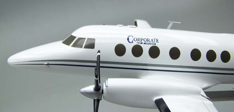 BAe JETSTREAM 31 ジェットストリーム31 小型プロペラ旅客機 精密模型完成品,ギアアップ　操縦席・客席窓=ペイント仕様 ハンドメイド木製ソリッドモデル、ウッドマンクラブ