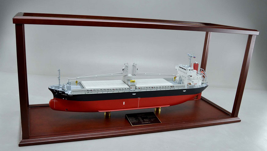 1/150 バラ積み貨物船「LAKAS」木製ハンドメイド,精密船舶模型製作販売専門店,ウッドマンクラブ