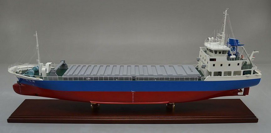 1/70ばら積貨物船 木製精密艦船模型完成品 台座付き,ウッドマンクラブ