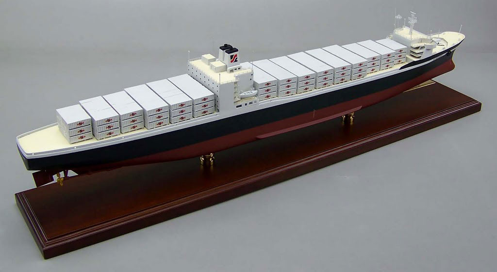 1/350 コンテナ運搬船「シーランド・ギャロウェイ/SL-7」木製精密模型台座付完成品 精密模型製作と販売専門店ウッドンマンクラブ