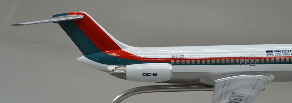 ダグラスDC-9-41、東亜国内航空航空、TDA精密塗装済完成模型、双発ジェット旅客機、木製ハンドメイド航空機模型 ウッドマンクラブ
