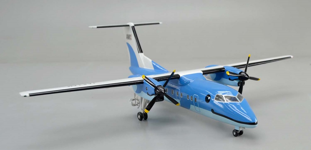 1/60 DHC DASH-8-103(天草エアライン塗装仕様) 小型プロペラ旅客機 精密模型完成品,ギアダウン、プロペラ回転　操縦席・客席窓=アクリル透明仕様 ハンドメイド木製ソリッドモデル、ウッドマンクラブ