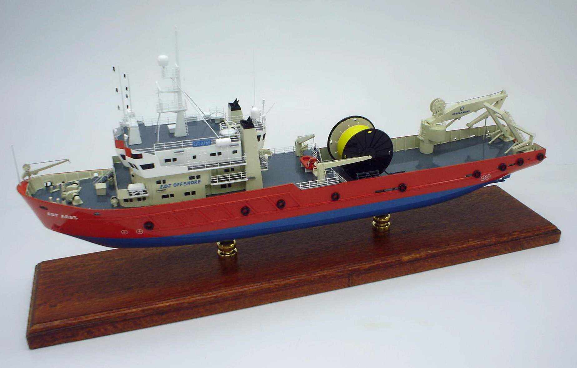 多目的オフィショア補給（支援）船 EDT-Ares号 精密模型 ハンドメイド木製模型、精密模型製作・販売の専門店 ウッドマンクラブ