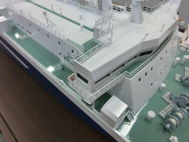 1/150 自動車運搬船 Roll-on/Roll-off Ship 海王丸 オーシャントランス FRP製精密模型 精密模型製作専門店 ウッドマンクラブ