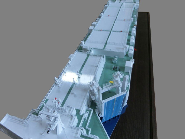 1/150 自動車運搬船 Roll-on/Roll-off Ship 海王丸 オーシャントランス FRP製精密模型 精密模型製作専門店 ウッドマンクラブ