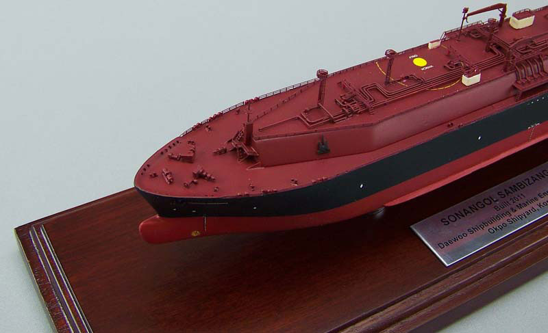 1/400 LNG運搬船 LNG-Ship ソナンゴル サンビザンガ(SONANGOL-SAMBIZANGA) 木製精密模型 精密模型製作専門店 ウッドマンクラブ