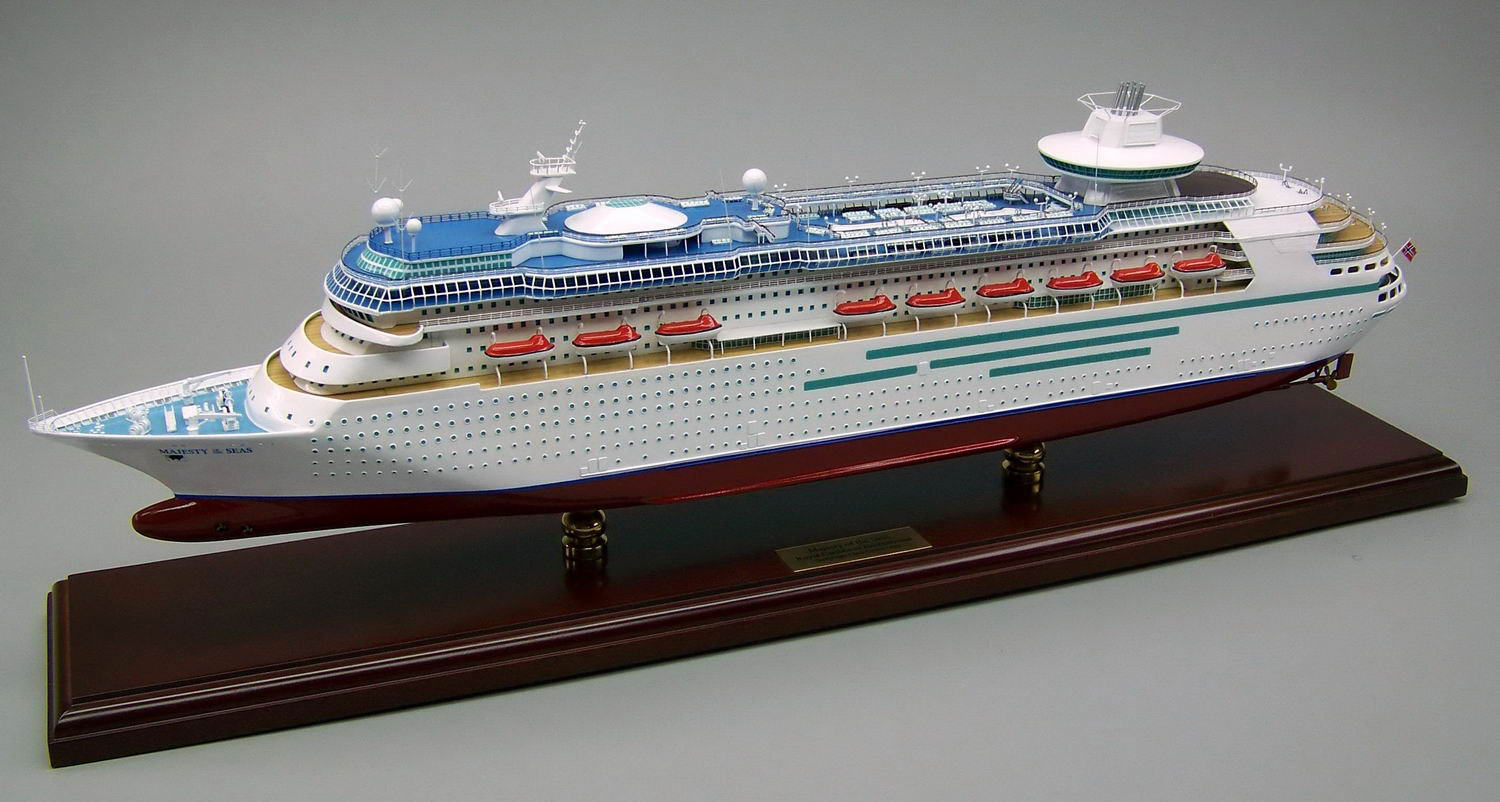 マジェスティ オブ ザ シーズ Majesty of the Seas 精密模型完成品 1/350、1/200、1/144 大型木製ハンドメイド客船モデル 完成品台座付き