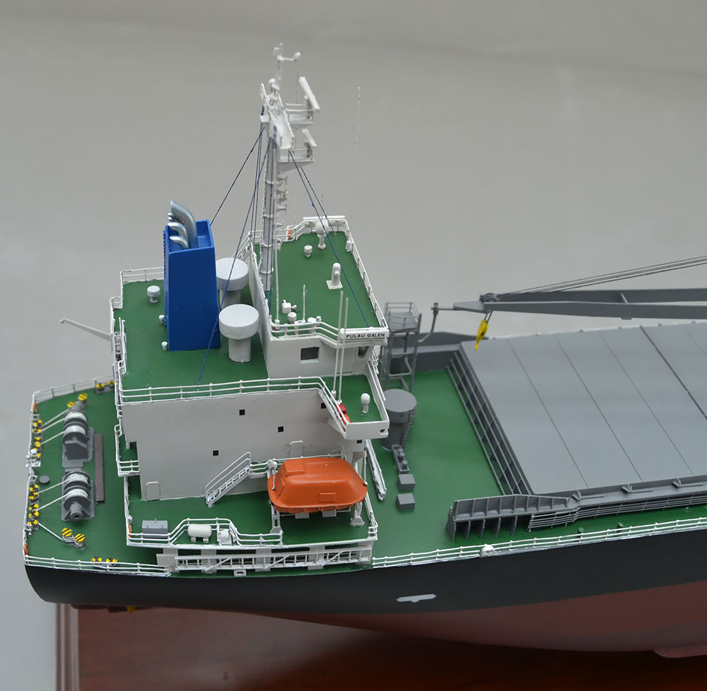 1/200 MV-PULAU-GALEN バラ積み貨物運搬船精密模型 木製ハンドメイド 展示模型 モデルシップ 精密船舶模型製作会社 ウッドマンクラブ
