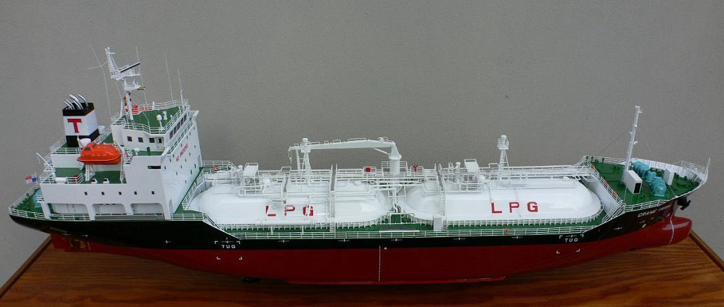 LPGガス運搬船 FRP製精密船舶模型 モデルシップ ウッドマンクラブ