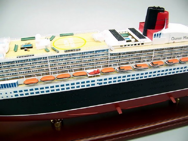 クイーンメリー２「QUEENMARY2」超精密模型完成品 1/350 1/200 1/144 1/100「クイーンメリー２」精密大型客船模型完成品台座付,精密模型製作と販売専門店ウッドンマンクラブ