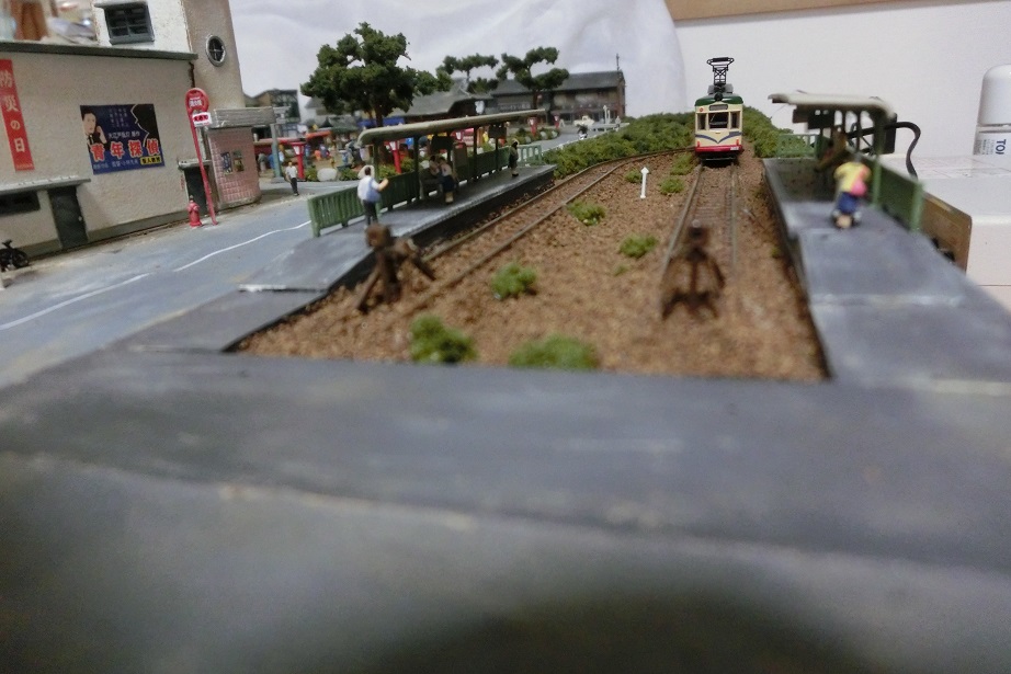 交通信号機連動２列車交互折り返し自動運転装置付Nゲージ鉄道模型レイアウト ウッドマンクラブ