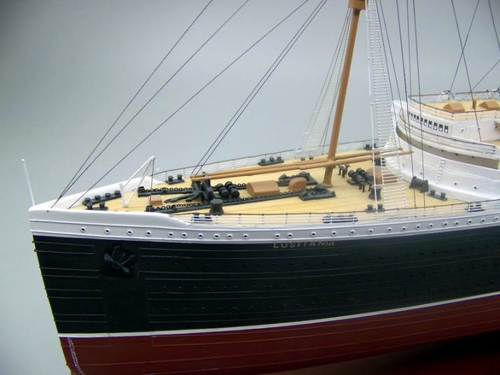 ルシタニア（LUSITANIA）精密模型完成品 木製ハンドメイド製作、精密模型製作・販売の専門店 ウッドマンクラブ