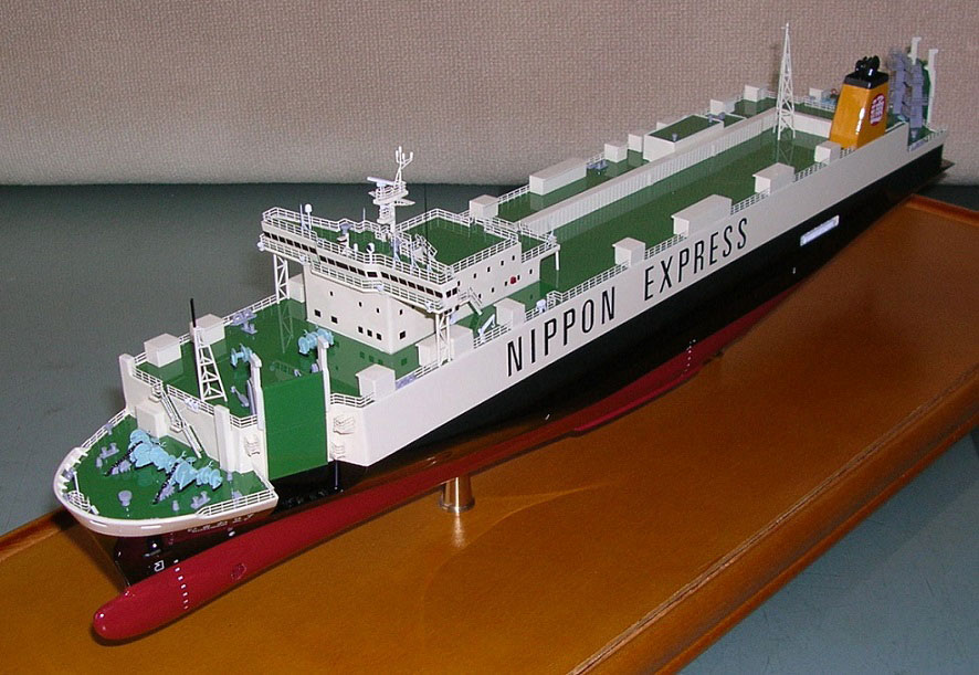 1/200 ひまわり7 自動車運搬船 Roll-on/Roll-off Ship FRP製精密模型台座付完成品 精密模型製作と販売専門店ウッドンマンクラブ