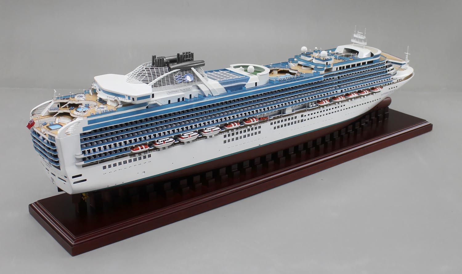 サファイアプリンセス(SAPPHIRE PRINCESS)超精密模型完成品 1/350、1/200、1/144 大型木製ハンドメイド客船モデル完成品台座付き ウッドアｍンクラブ