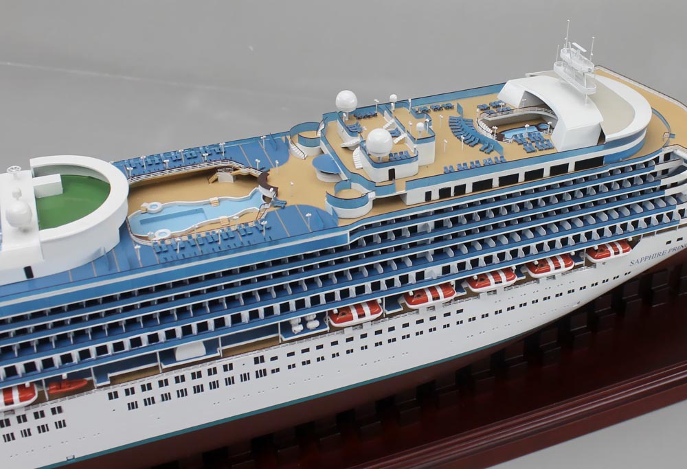 サファイアプリンセス(SAPPHIRE PRINCESS)超精密模型完成品 1/350、1/200、1/144 大型木製ハンドメイド客船モデル完成品台座付き ウッドアｍンクラブ