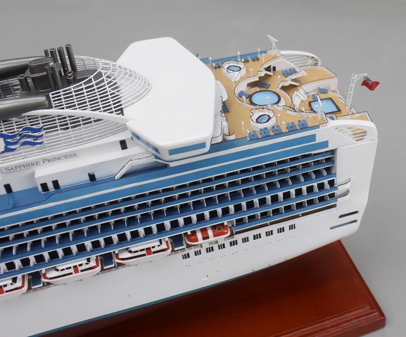 サファイアプリンセス(SAPPHIRE PRINCESS)超精密模型完成品 1/350、1/200、1/144 大型木製ハンドメイド客船モデル完成品台座付き ウッドアｍンクラブ