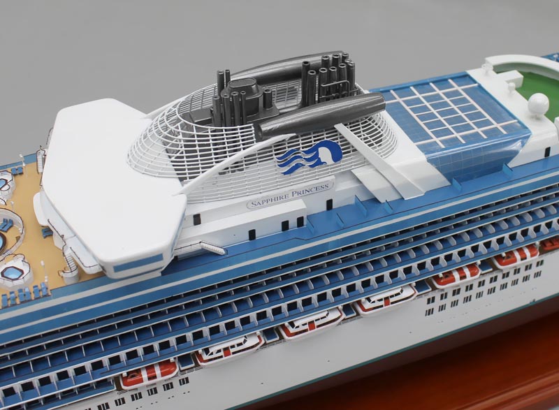 サファイアプリンセス(SAPPHIRE PRINCESS)超精密模型完成品 1/350、1/200、1/144 大型木製ハンドメイド客船モデル完成品台座付き ウッドアｍンクラブ