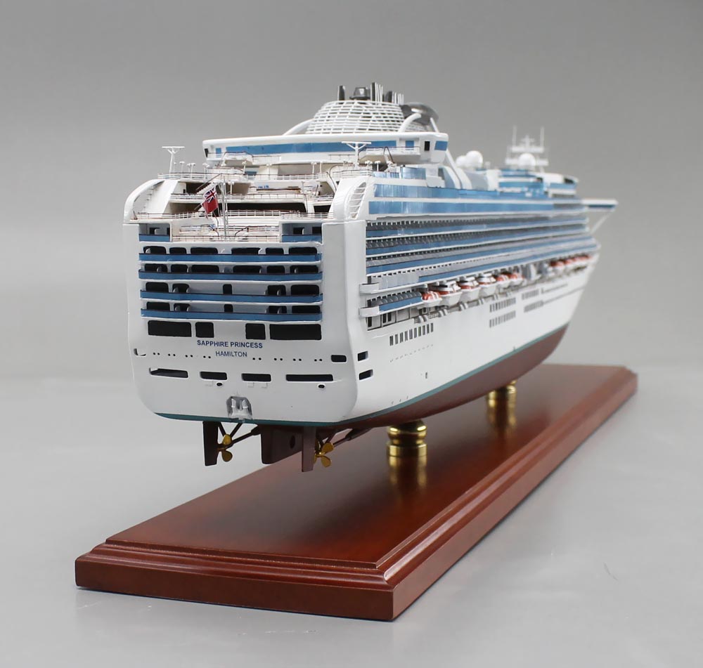 サファイアプリンセス(SAPPHIRE PRINCESS)超精密模型完成品 1/350、1/200、1/144 大型木製ハンドメイド客船モデル完成品台座付き ウッドアｍンクラブ