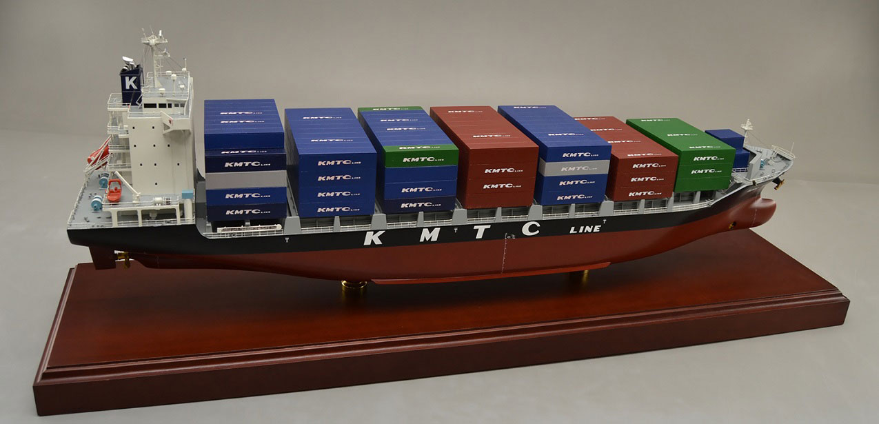 1/150 伯方造船株式会社様「SUNNY CANNA」コンテナ運搬船木製精密模型 精密船舶模型製作専門会社、ウッドマンクラブ