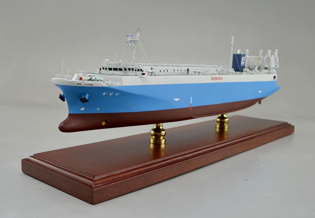 1/200 自動車運搬船 Roll-on/Roll-off Ship すずか フジトランス 木製精密模型 モデルシップ制作,展示模型,製作専門店,精密船舶模型完成品,ウッドマンクラブ