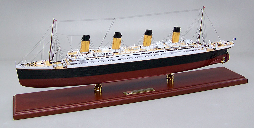 タイタニック（TITANIC）精密模型完成品 木製ハンドメイド製作、精密模型製作・販売の専門店 ウッドマンクラブ