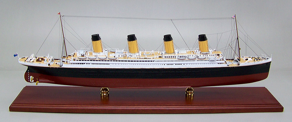 タイタニック（TITANIC）精密模型完成品 木製ハンドメイド製作、精密模型製作・販売の専門店 ウッドマンクラブ