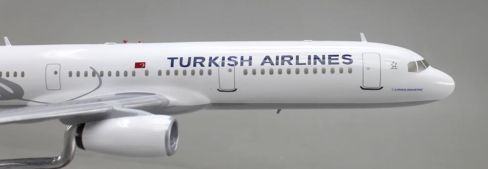 エアバスA321-200 トルコ航空塗装仕様 精密航空機模型完成品台座付 ウッドマンクラブ