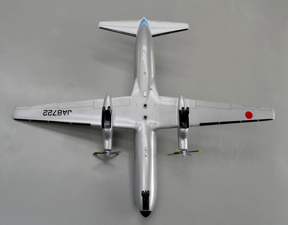 1/80 YS-11 ANA全日本空輸 全日空 ギアダウン プロペラ旅客機 日本航空機製造 ターボプロップ ワイエス11、プロペラ回転　操縦席・客席窓=アクリル透明仕様 ハンドメイド木製ソリッドモデル、旅客機模型完成品、ウッドマンクラブ