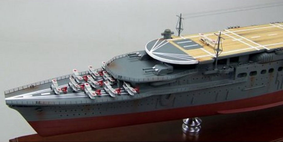 1/350空母加賀1931年仕様精密模型完成品塗装済、木製ハンドメイド艦船模型、空母加賀1931年仕様精密艦船模型完成品台座付の製作と通販専門店 ウッドマンクラブ