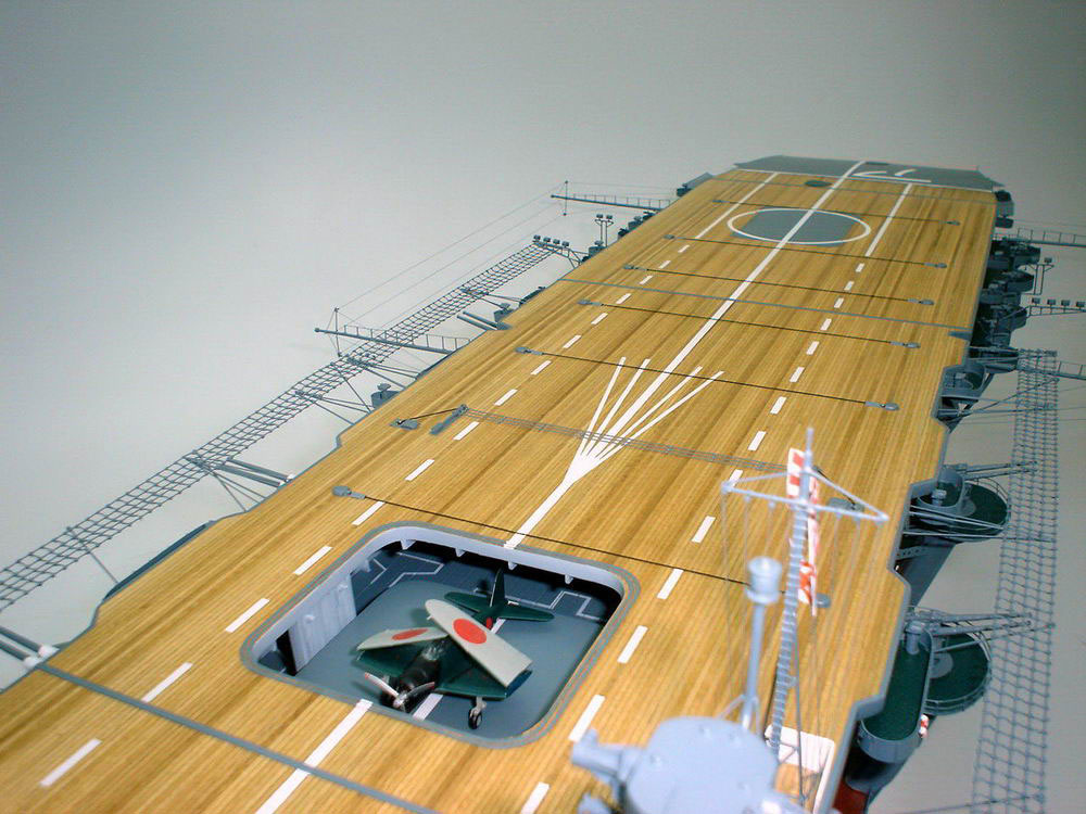 1/200空母赤城精密模型完成品塗装済、木製ハンドメイド艦船模型、空母赤城精密艦船模型完成品台座付の製作と通販専門店 ウッドマンクラブ
