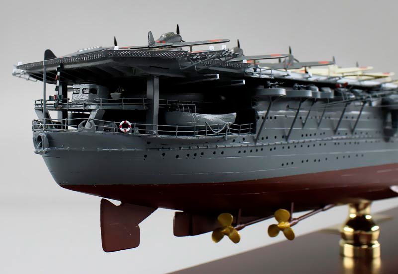 1/350空母翔鶴精密模型完成品塗装済、木製ハンドメイド艦船模型、空母翔鶴精密艦船模型完成品台座付の製作と通販専門店 ウッドマンクラブ