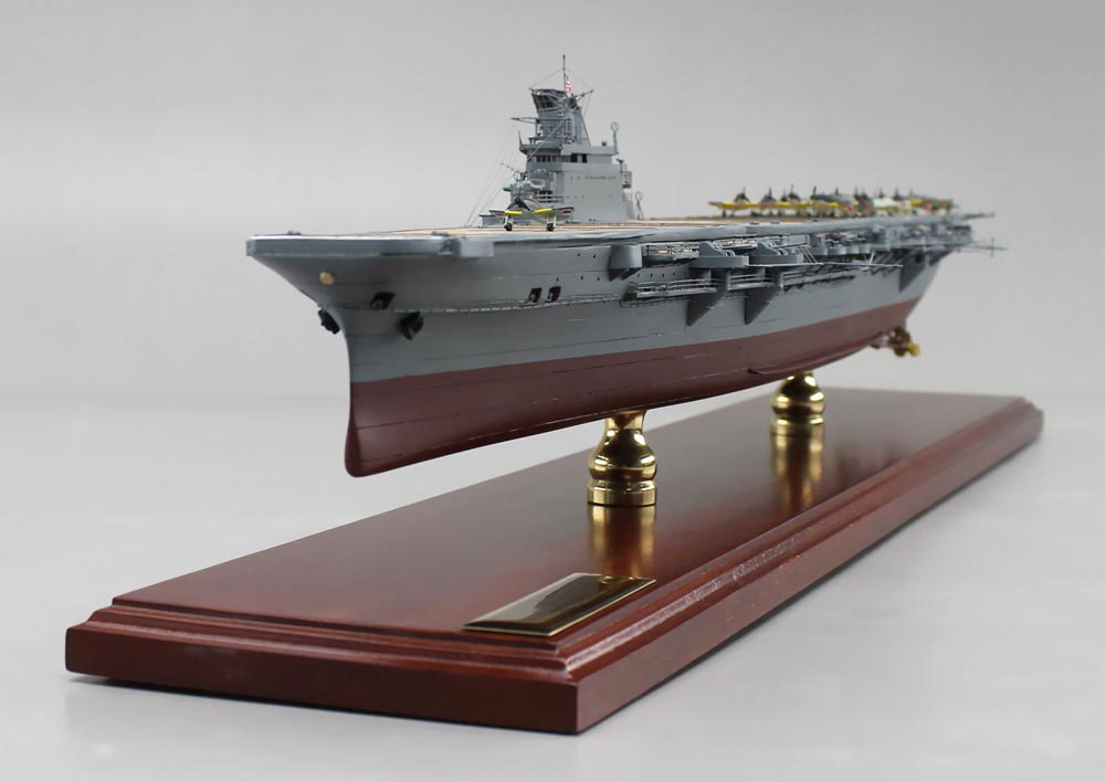 1/350空母大鳳精密模型完成品塗装済、木製ハンドメイド艦船模型、空母大鳳精密艦船模型完成品台座付の製作と通販専門店 ウッドマンクラブ