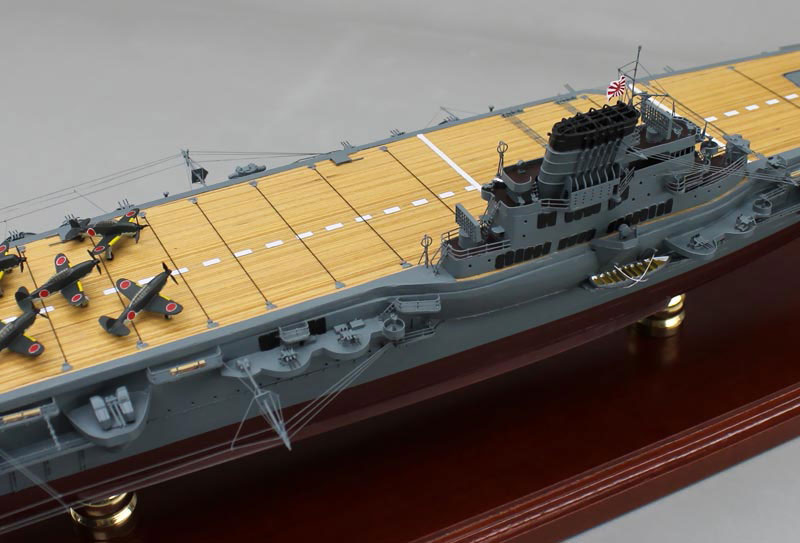 1/350空母大鳳精密模型完成品塗装済、木製ハンドメイド艦船模型、空母大鳳精密艦船模型完成品台座付の製作と通販専門店 ウッドマンクラブ