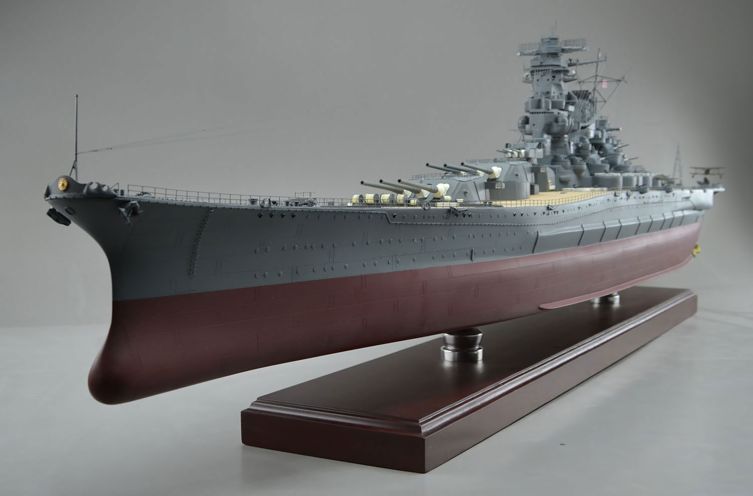 1/144戦艦武蔵超精密模型完成品、木製ハンドメイド、戦艦武蔵精密艦船模型完成品台座付の製作と通販専門店 ウッドマンクラブ