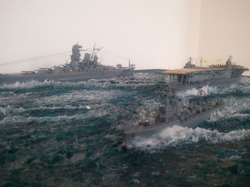 1/700 戦艦大和・重巡高雄・空母赤城・駆逐艦雪風・潜水艦イ-19各精密艦船模型を洋上ジオラマで再現・精密模型完成品の製作と通販専門店 ウッドマンクラブ